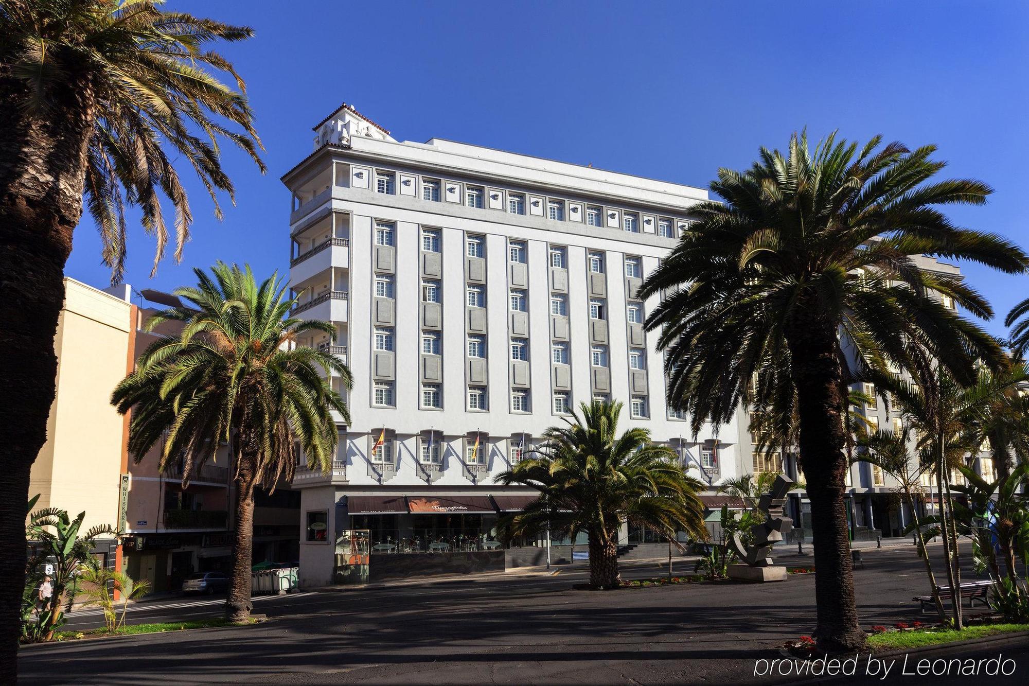 Occidental Santa Cruz Contemporaneo Hotel Bagian luar foto